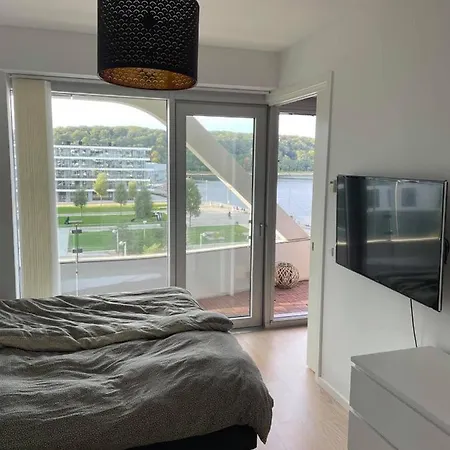Apartmán O, With Sea View